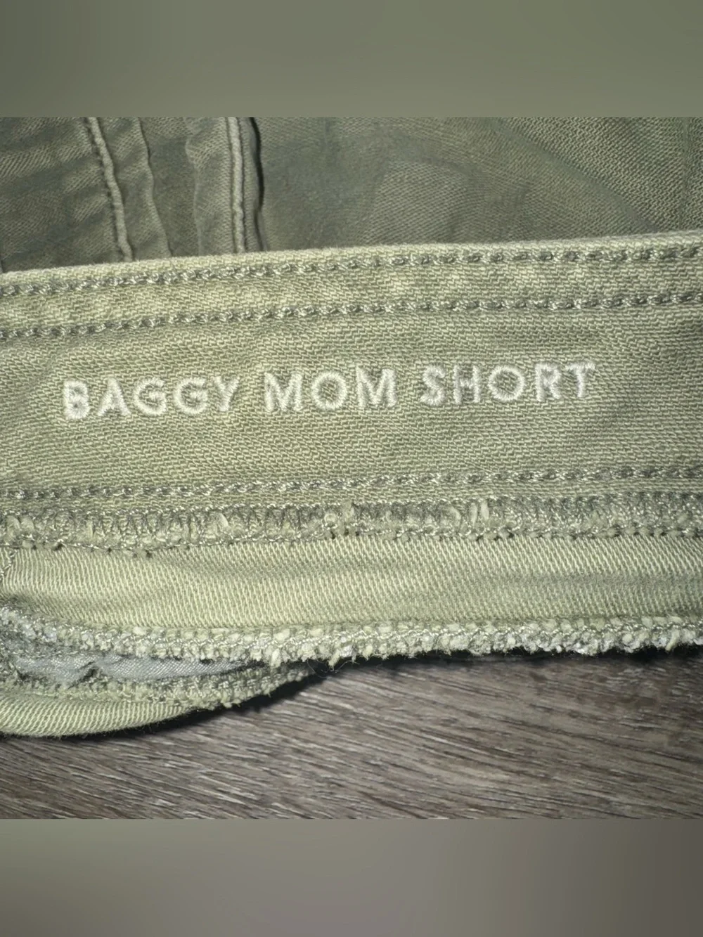 American Eagle Baggy Mom Shorts High Rise Olive Green Size 12